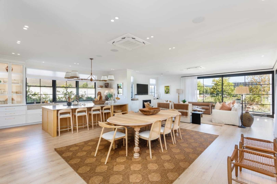 8 Bedroom Property for Sale in Val De Vie Estate Western Cape